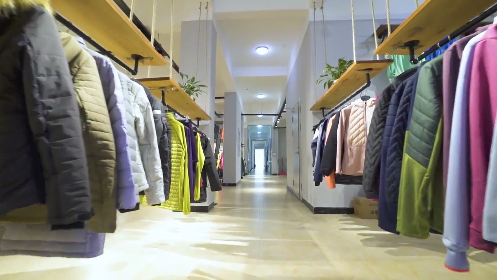 HENGJUE garment sample showroom